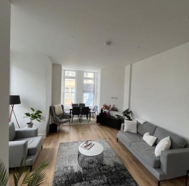 Margate Apartment by The Sea 5 minutes to beach and dreamland