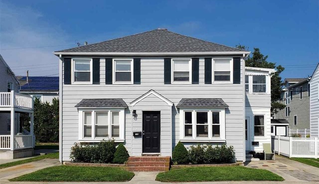 Margate Bungalow by the Beach Entire Home