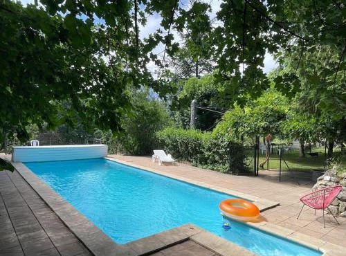 MARGUERITE GAP Jardin Piscine chauffée