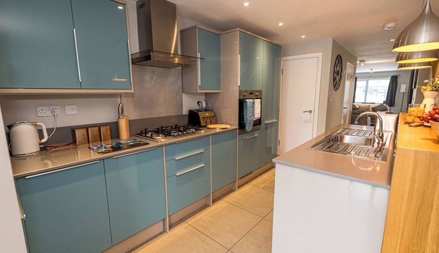 Marigold Cottage by Grandeur Property