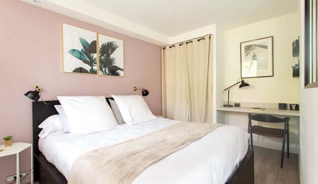 Marilyn - Chic and Calm - Airbus Aéroport Meett