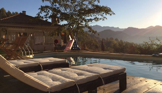 Marilyne mountain view suite with Jacuzzi and private sauna