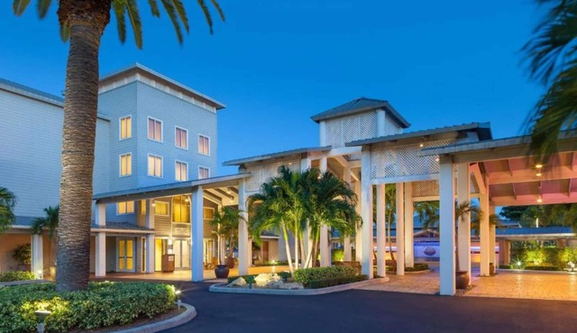 Marina Access | Golf. Outdoor Pool. Gym.