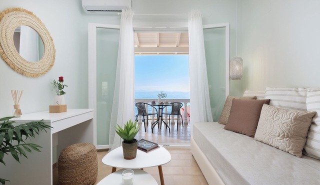 Marina Beachfront Apartment by Konnect, Ipsos