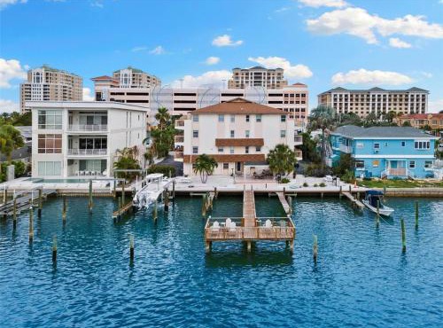 Marina Cove Villa waterfront near beach