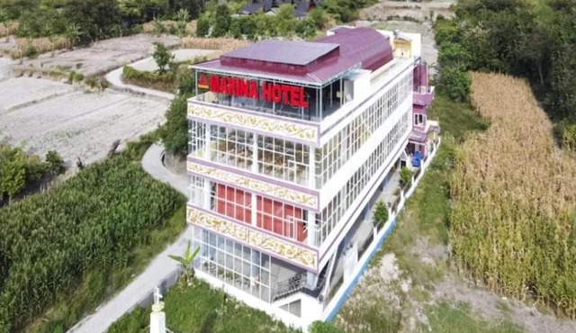 Marina Hotel Samosir