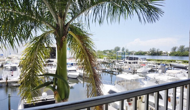 Marina One Bedroom Villa by RedAwning