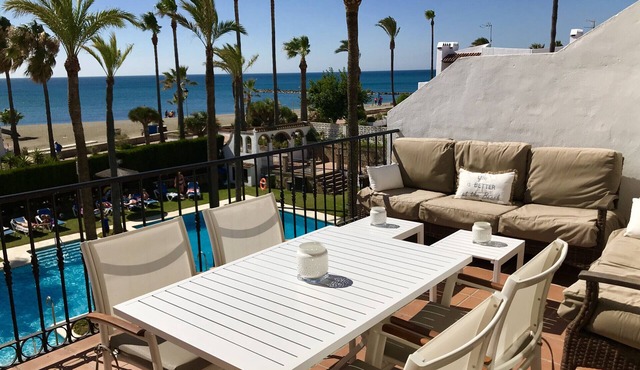 Marina Real Beach Front 2204