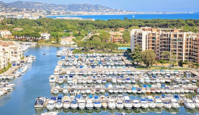 Marina Suites Résidence & Services
