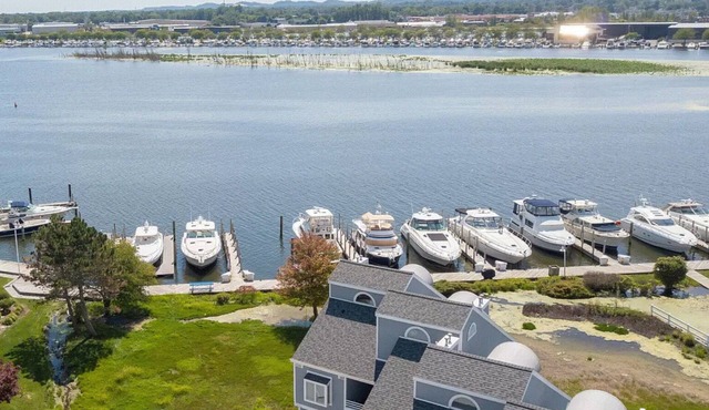 Marina View Condo - Minutes from Grand Haven