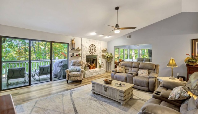 Marina Village 132 in Keowee Key