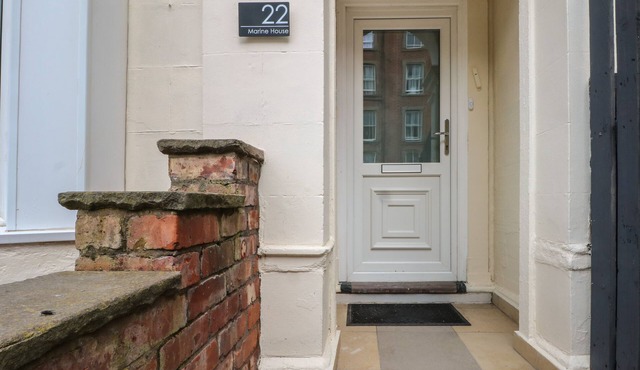 MARINE HOUSE, pet friendly, character holiday cottage in Southport