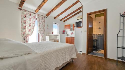 Marinela Studio
