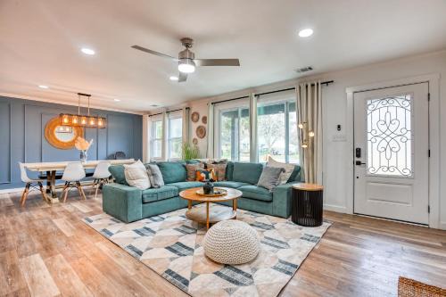 Mariners Rest 4BR Game Room, Fenced Yard