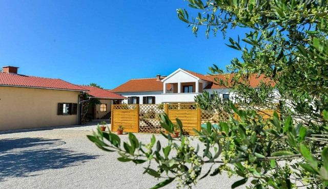 Marinic Comfortable holiday residence