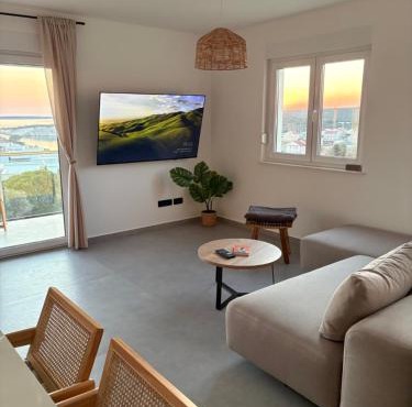 Maris Loft Šimuni
