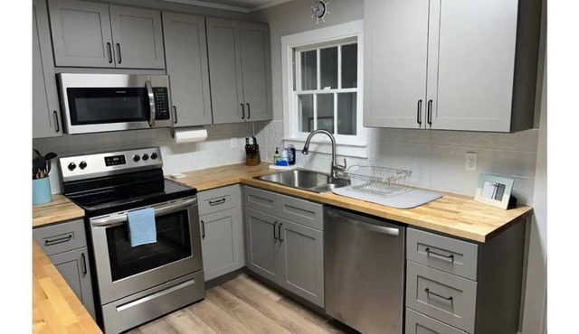 Maritime Cottage - Cozy Coastal Getaway!