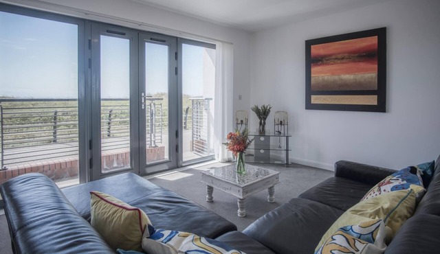 Maritime Quarter - 2 Bedroom Apartment - SA1 Beach Front (Fisherman's Way)