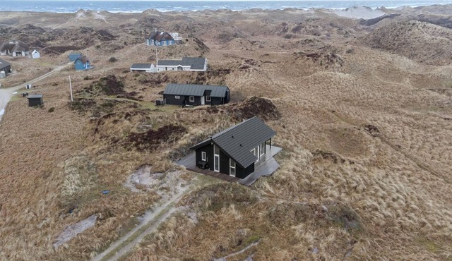 "Marjorie" - 400m from the sea by Interhome