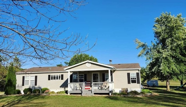 Mark Twain Lake/Perry, MO- Pet Friendly