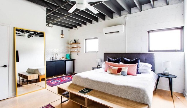 Market #6 · Stellar Suites | Ruby King Suite in NuLu | Bikes