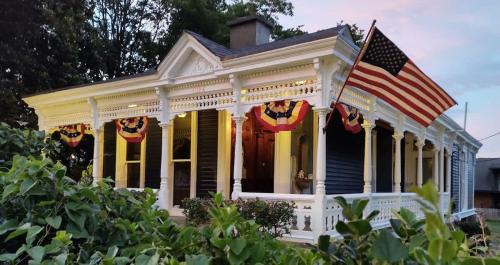 Market Street House by Stay Local Nashville