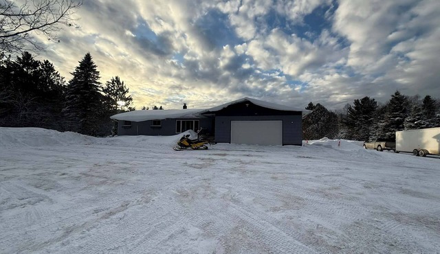 Marko's Bergland Northside Cabin
