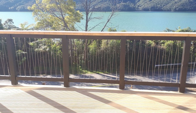 Marlborough Sounds Holiday Home Brand New Sea Views 3brm with Large Deck