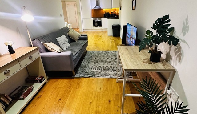 Marlows Apartments Flat 2