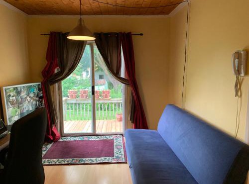 Marmora and Lake Inn Apartment-Sleeps 5 guests