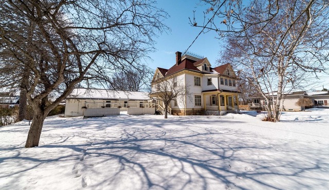 Marmora & Lake Inn Vacation Home