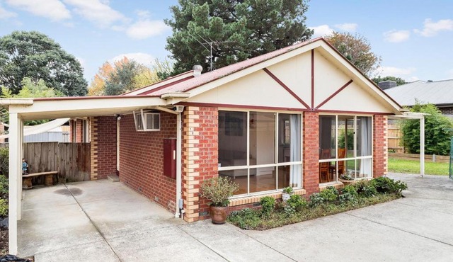 Maroondah Pet Friendly 3 Bedroom House in Kilsyth