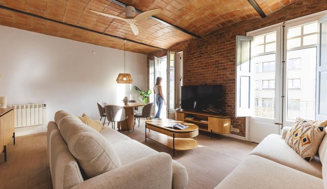 Marquès de Camps - Holiday Apartment Rental Girona | Bravissimo
