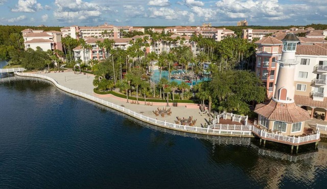 Marriott's Grande Vista resort in Orlando. 2 BR, 2 Bath, living rm, 1100 sqft.