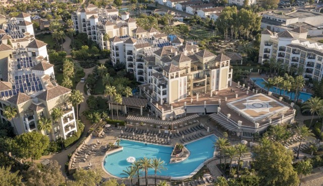 Marriott's Playa Andaluza Beach Resort 1 bedroom awesome Estepona