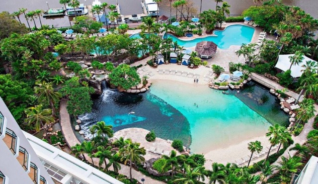 Marriott's Vacation Club at Surfers Paradise 1 Bedroom Lagoon View