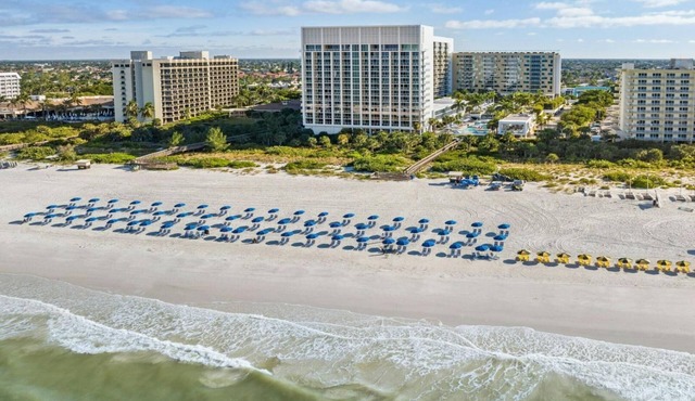Marriott’s Crystal Shores: 2 Bedroom Poolside Paradise Awaits on Marco Island
