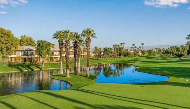 Marriotts Desert Springs Villas-2BR/2BA Villa-Sleeps 8-Includes Access to the JW