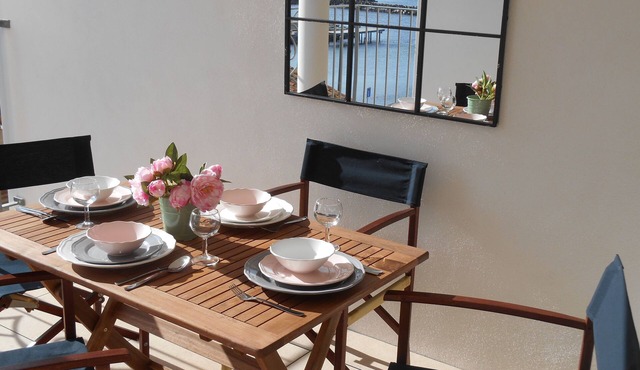 Marseillan waters-edge. Some May, June and July dates left