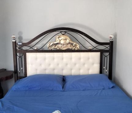 Marselino Bacpacker's Room