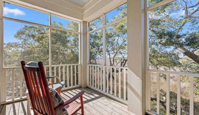 MARSH HAWK 5c - 3 bedroom in LBTS w beach, bike trails, fishing, pools & golf!
