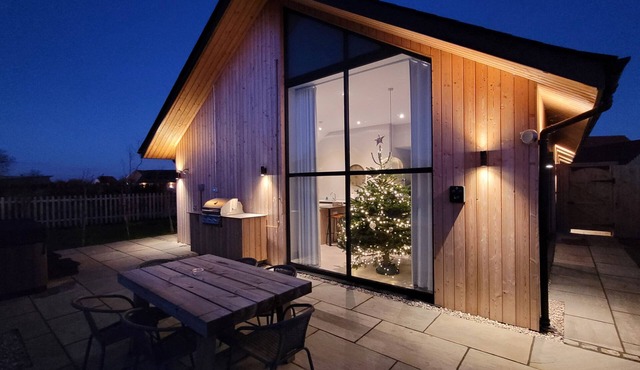 Marsh Marigold Cottage, Ashlin Farm Barns