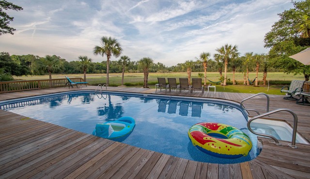 Marsh views on a quaint Lowcountry Street! Less than a mile to Downtown Bluffton