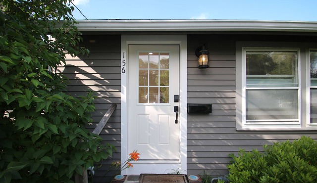 Marshfield 2 Bed, 1 Bath, walking distance to beach