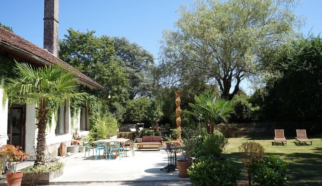 Martel Quercy House with garden in Martel
