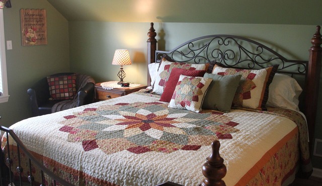 Martha's Guest Suite: Less than 3 miles from Sight and Sound Theater.