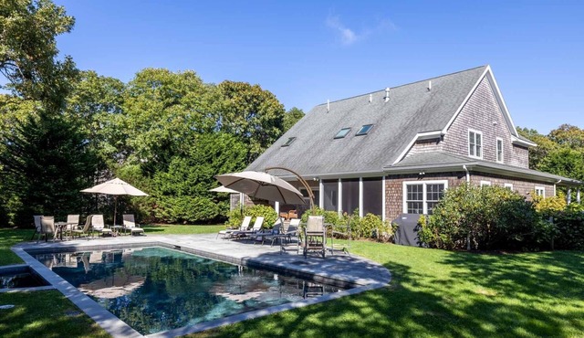 Martha's Vineyard-Katama Home with Pool