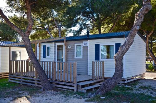 Martigues, Camping de l'Arquet *
