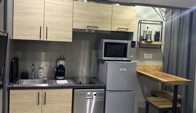 Martigues charming fully-equipped studio