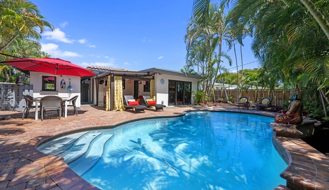 Martini Manor is the ultimate Tropical Oasis with a private Heated Pool!